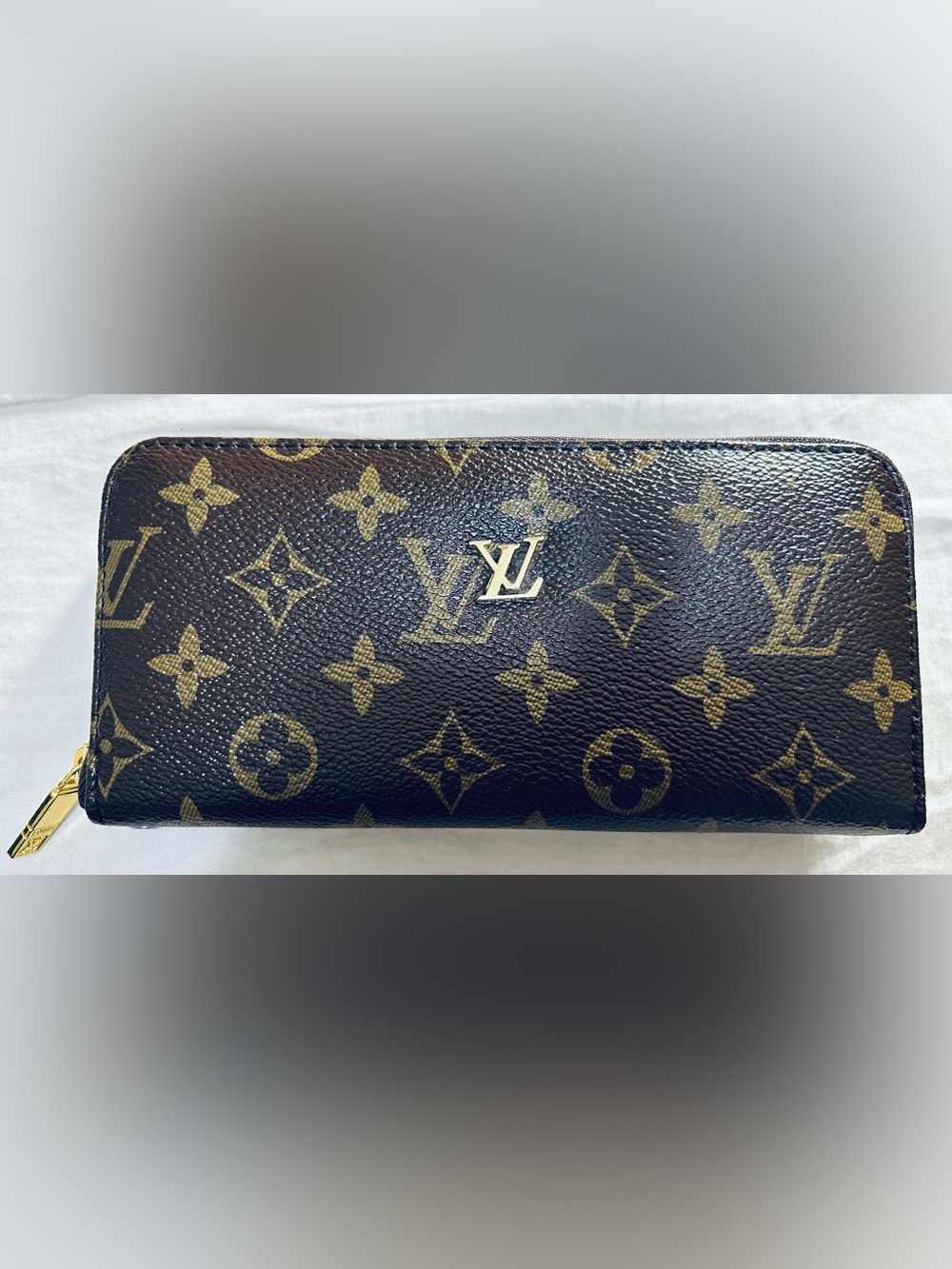 Louis Vuitton Monogram Zip Wallet in Brown and Gold Zipper